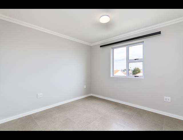 2 BEDROOM APARTMENT TO LET IN SUNNINGDALE